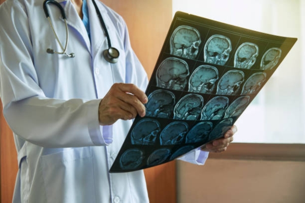 Neurosurgeon in Thane Top Neurosurgeon in Thane - Dr. Deepak Aiwale If you are searching for a skill